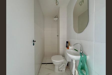 Apartamento à venda com 30m², 2 quartos e sem vaga Apartamento à venda com 30m², 2 quartos e sem vagaBanheiro