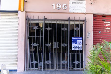 Apartamento à venda com 80m², 2 quartos e sem vagaFachada