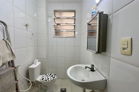Studio à venda com 22m², 1 quarto e sem vaga Studio à venda com 22m², 1 quarto e sem vagaBanheiro