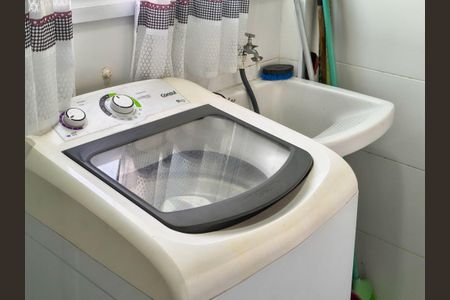Área de Serviço  de apartamento para alugar com 2 quartos, 92m² em Cidade Ocian, Praia Grande