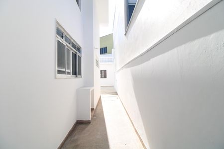 Casa à venda com 179m², 3 quartos e 2 vagasQuintal lateral