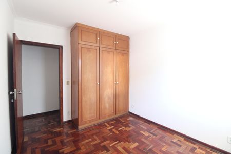 Casa à venda com 179m², 3 quartos e 2 vagasQuarto 1