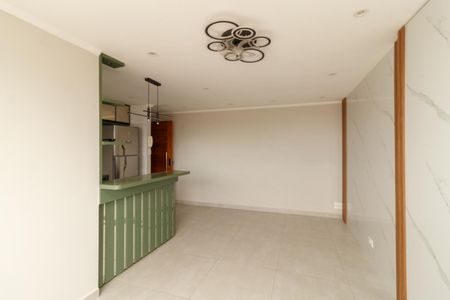 Sala de apartamento à venda com 2 quartos, 51m² em Vila Irmaos Arnoni, São Paulo