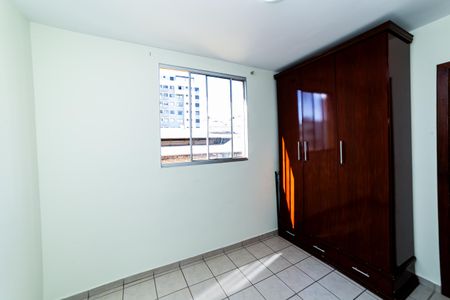 Apartamento à venda com 44m², 2 quartos e 1 vagaQuarto 2