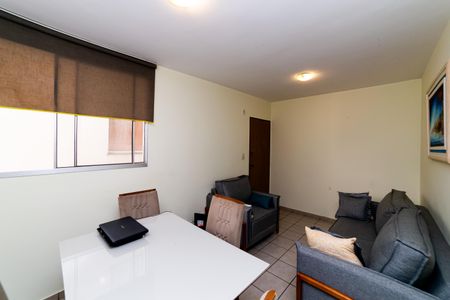 Apartamento à venda com 44m², 2 quartos e 1 vagaSala