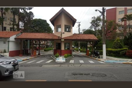 Apartamento para alugar com 80m², 2 quartos e 6 vagas Apartamento para alugar com 80m², 2 quartos e 6 vagasFachada e portaria