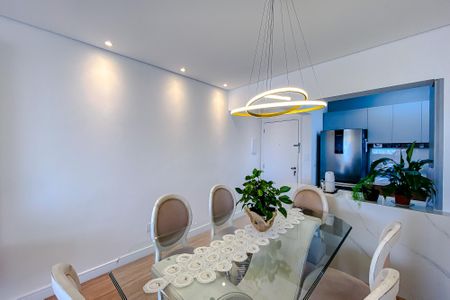 Apartamento à venda com 63m², 2 quartos e 1 vagaSala