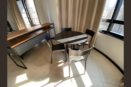 Apartamento à venda com 47m², 1 quarto e 1 vaga