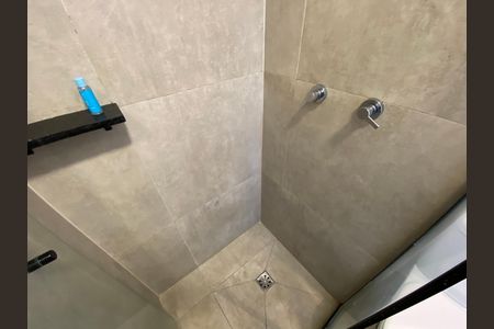 Apartamento à venda com 47m², 1 quarto e 1 vaga Apartamento à venda com 47m², 1 quarto e 1 vagaBanheiro da Suíte