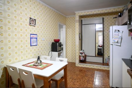 Casa à venda com 200m², 5 quartos e 1 vagaCasa 1