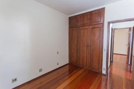 Apartamento à venda com 100m², 3 quartos e 2 vagasSuíte