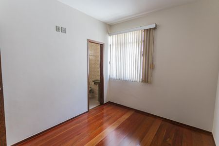 Apartamento à venda com 100m², 3 quartos e 2 vagasSuíte