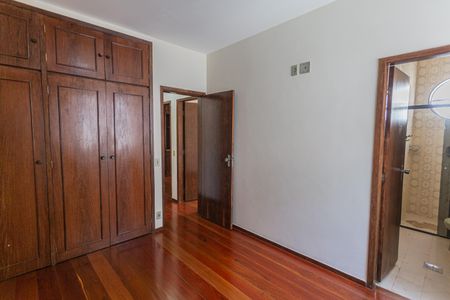 Apartamento à venda com 100m², 3 quartos e 2 vagasSuíte