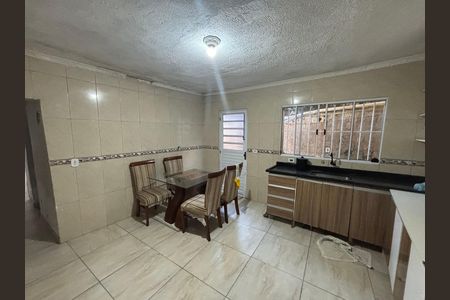 Cozinha de casa para alugar com 3 quartos, 75m² em Jardim Lourdes, Ferraz de Vasconcelos