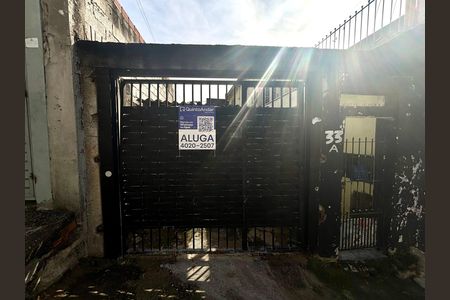 Casa para alugar com 75m², 3 quartos e 2 vagas Casa para alugar com 75m², 3 quartos e 2 vagasFachada
