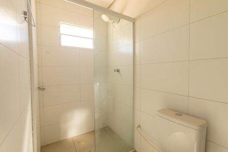 Apartamento para alugar com 65m², 3 quartos e 1 vaga Apartamento para alugar com 65m², 3 quartos e 1 vagaBanheiro da Suíte