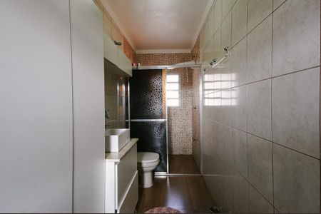 Casa para alugar com 125m², 2 quartos e 2 vagasBanheiro da Suíte 1