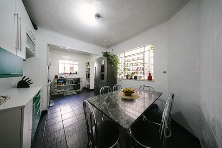 Casa para alugar com 125m², 2 quartos e 2 vagasCozinha
