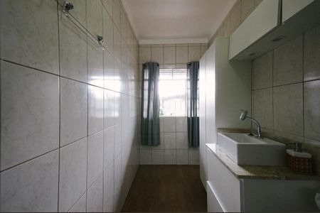 Casa para alugar com 125m², 2 quartos e 2 vagasBanheiro da Suíte 1
