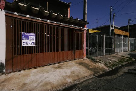 Casa para alugar com 125m², 2 quartos e 2 vagasFachada