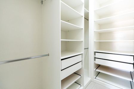 Apartamento à venda com 1 quarto, 38m² em Campo Belo, São Paulo