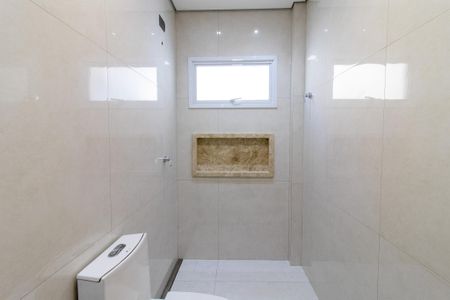 Casa à venda com 270m², 4 quartos e 4 vagas Casa à venda com 270m², 4 quartos e 4 vagasBanheiro da Suíte 4