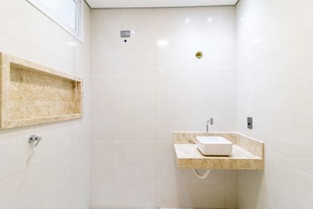 Casa à venda com 270m², 4 quartos e 4 vagas Casa à venda com 270m², 4 quartos e 4 vagasBanheiro da Suíte 3