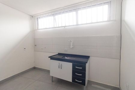 Studio de kitnet/studio para alugar com 1 quarto, 32m² em Parque Jandaia, Carapicuíba