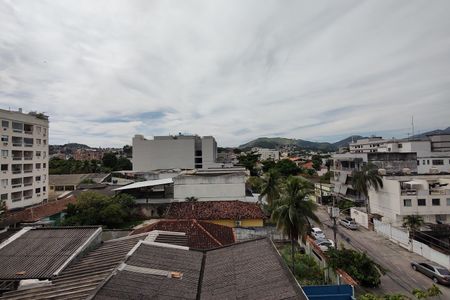 Vista  de apartamento para alugar com 2 quartos, 65m² em Taquara, Rio de Janeiro