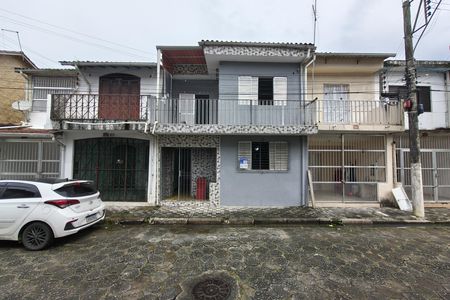 Casa para alugar com 65m², 2 quartos e sem vaga Casa para alugar com 65m², 2 quartos e sem vagaFachada