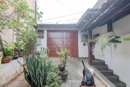 Casa para alugar com 165m², 2 quartos e 1 vaga Casa para alugar com 165m², 2 quartos e 1 vagaGaragem