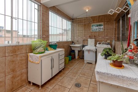 Casa para alugar com 165m², 2 quartos e 1 vaga Casa para alugar com 165m², 2 quartos e 1 vagaÁrea de Serviço