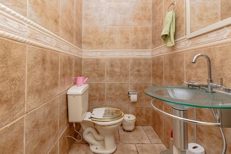 Casa para alugar com 165m², 2 quartos e 1 vaga Casa para alugar com 165m², 2 quartos e 1 vagaLavabo