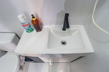 Apartamento à venda com 38m², 2 quartos e sem vaga Apartamento à venda com 38m², 2 quartos e sem vagaDetalhe - Banheiro