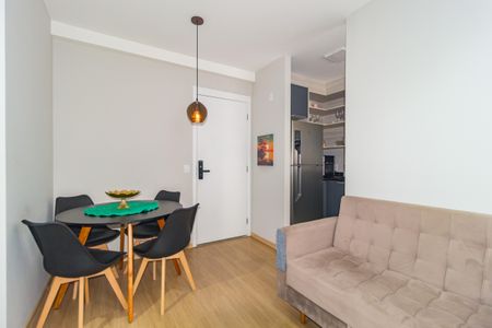 Apartamento à venda com 38m², 2 quartos e sem vaga Apartamento à venda com 38m², 2 quartos e sem vagaSala