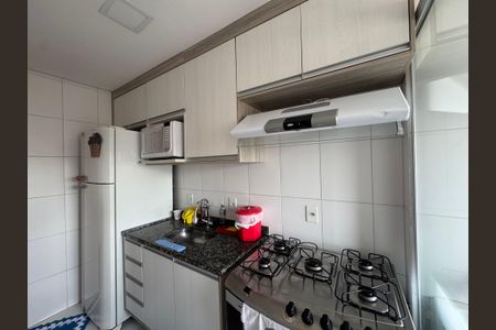 Cozinha de apartamento à venda com 2 quartos, 51m² em Jaguaribe, Osasco