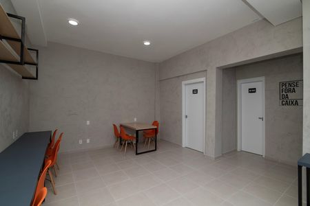 Apartamento para alugar com 58m², 2 quartos e 1 vaga Apartamento para alugar com 58m², 2 quartos e 1 vagaÁrea Comum - Work Space