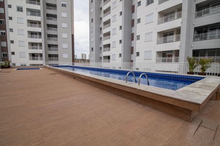 Apartamento para alugar com 58m², 2 quartos e 1 vaga Apartamento para alugar com 58m², 2 quartos e 1 vagaÁrea Comum - Piscinas