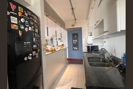 Apartamento à venda com 83m², 2 quartos e 1 vaga Apartamento à venda com 83m², 2 quartos e 1 vagaCozinha