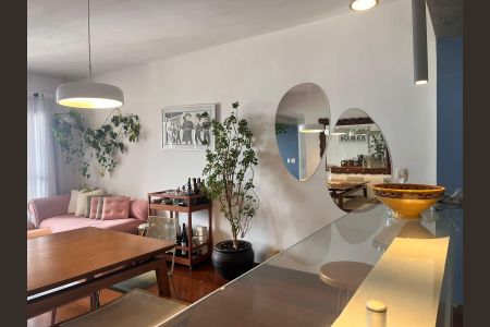 Apartamento à venda com 83m², 2 quartos e 1 vaga Apartamento à venda com 83m², 2 quartos e 1 vagaSala de Jantar