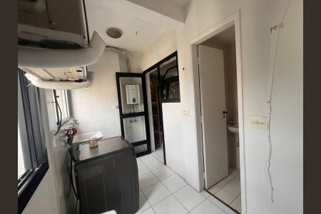 Apartamento à venda com 83m², 2 quartos e 1 vaga Apartamento à venda com 83m², 2 quartos e 1 vagaÁrea de Serviço