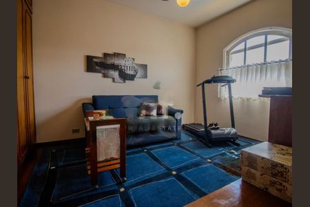 Casa de condomínio à venda com 231m², 4 quartos e 4 vagasFoto 02
