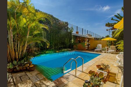 Casa de condomínio à venda com 231m², 4 quartos e 4 vagasFoto 14