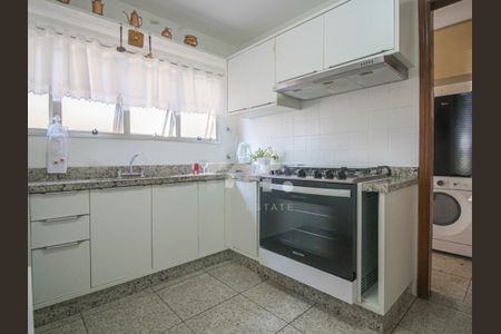 Casa de condomínio à venda com 231m², 4 quartos e 4 vagasFoto 17