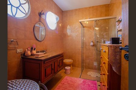 Casa de condomínio à venda com 231m², 4 quartos e 4 vagasFoto 03