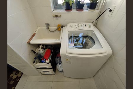 Apartamento à venda com 62m², 3 quartos e 1 vagaÁrea de Serviço