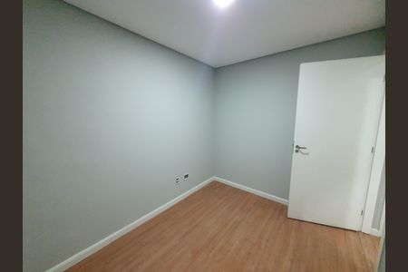 Quarto 2 de apartamento para alugar com 2 quartos, 39m² em Jardim Boa Vista (zona Oeste), Osasco