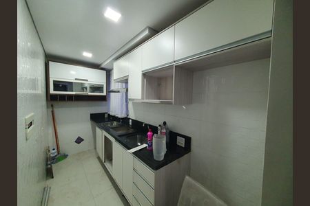 Apartamento à venda com 39m², 2 quartos e sem vaga Apartamento à venda com 39m², 2 quartos e sem vagaCozinha e Área de Serviço