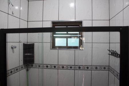 Casa para alugar com 250m², 3 quartos e 2 vagas Casa para alugar com 250m², 3 quartos e 2 vagasBanheiro