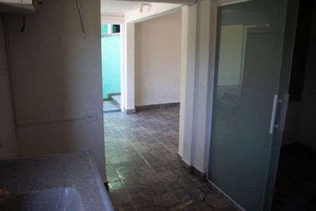 Casa para alugar com 250m², 3 quartos e 2 vagas Casa para alugar com 250m², 3 quartos e 2 vagasÁrea de serviço